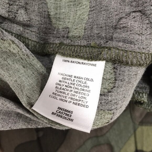 BP. High Rise Camouflage Cargo Pants - Picture 6 of 10